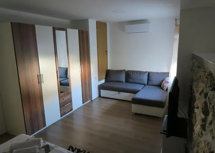 Ljubicic Casa vacanze *